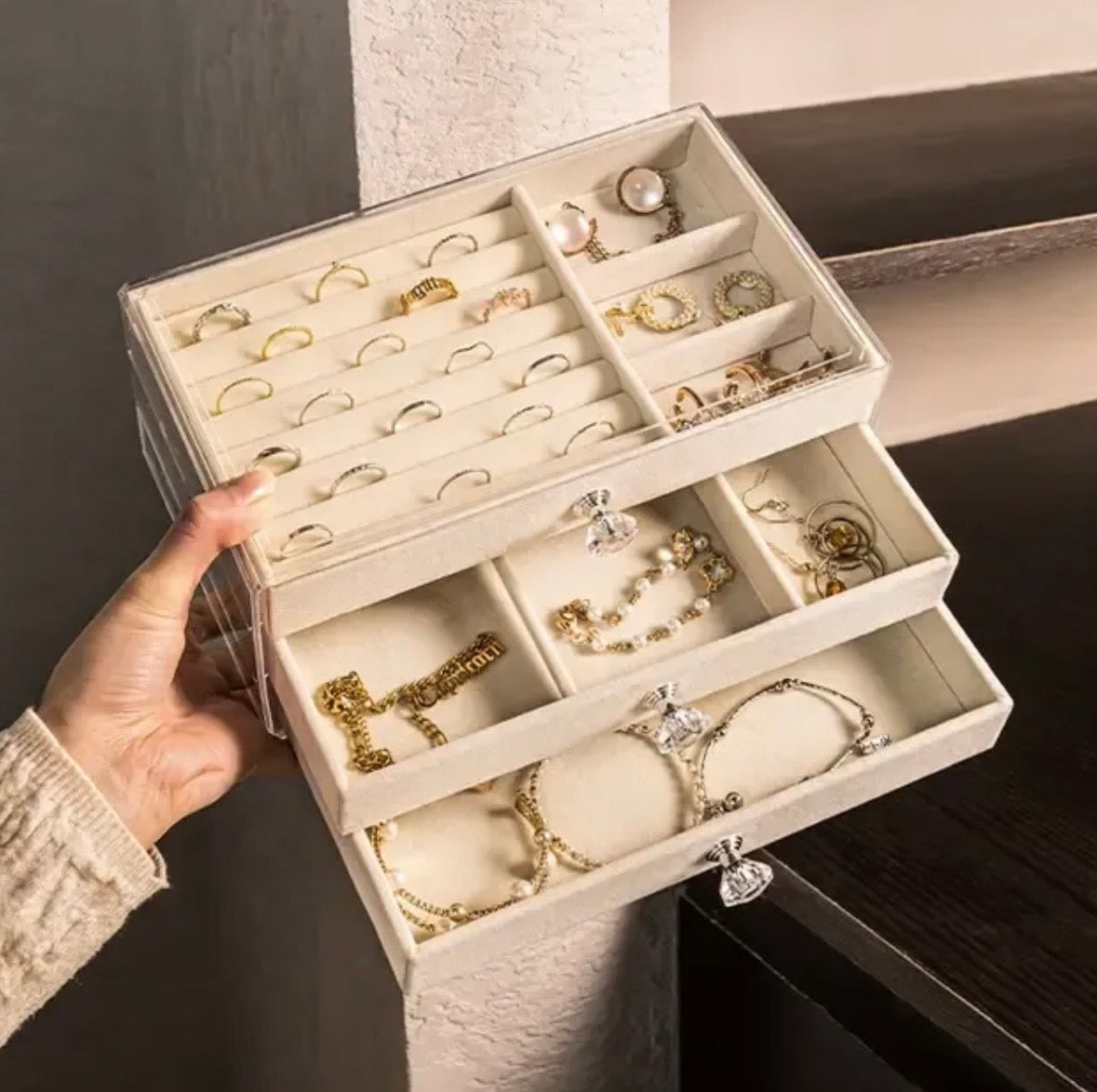 Acrylic Velvet Jewelry
Organizer with 3 Drawers Stackable Display Storage
Box
