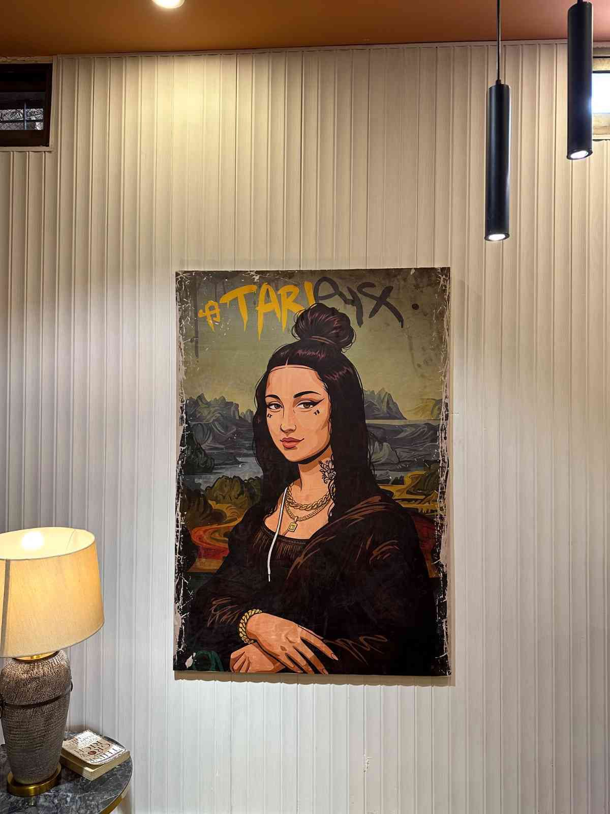 Modern Mona Lisa Wall Art Poster – Contemporary Pop Art Canvas Painting for Home & Office Décor
